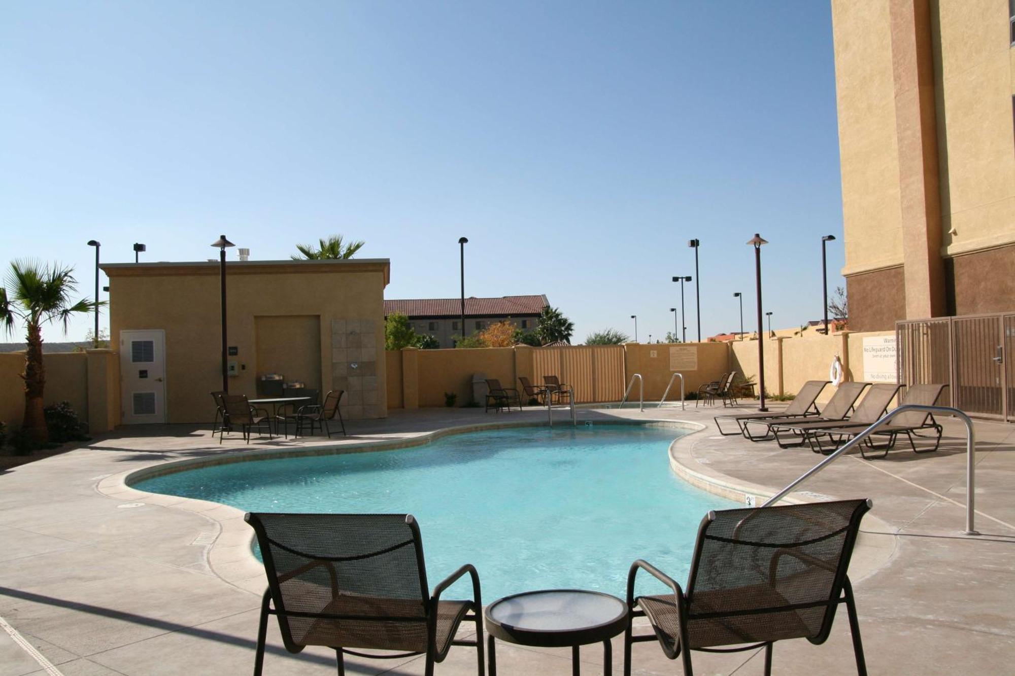 Hampton Inn And Suites Barstow Ngoại thất bức ảnh